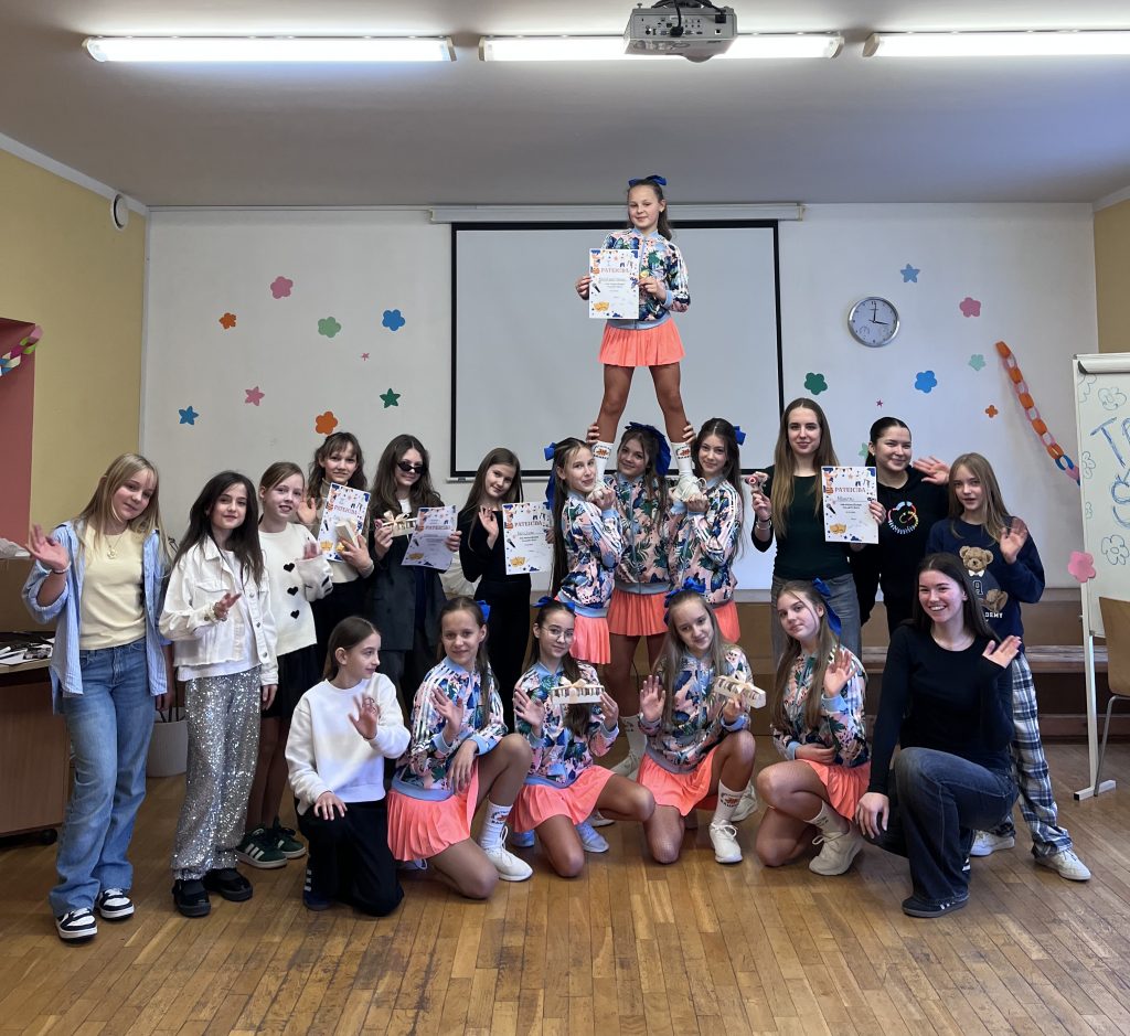 Talantu šova dalībnieki un pašpārvaldes pārstāvji