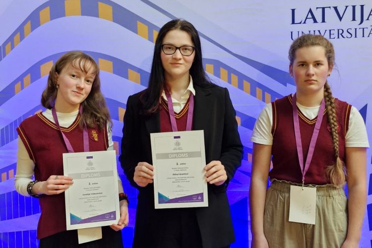 12. klašu skolēni ZPD valsts konferencē