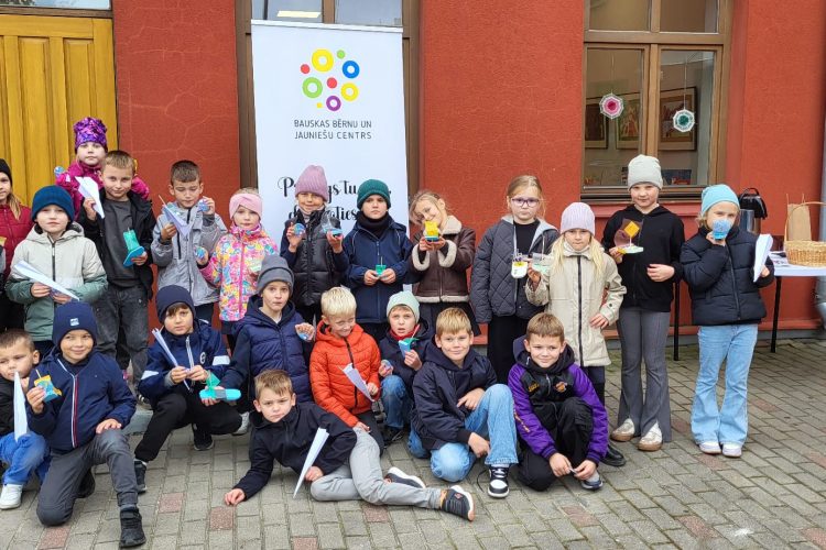 1.a klase “Modeļrādē”