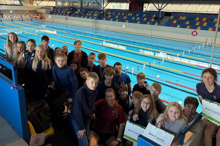 Peldēšanas sacensības