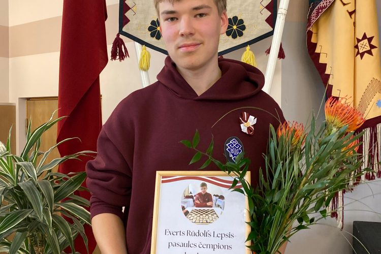 Everts Rūdolfs Lepsis – pasaules čempions dambretē