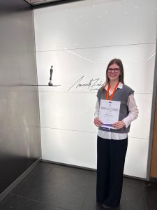 K.Strauzele pēc apbalvojuma saņemšanas