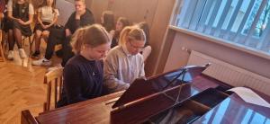 WhatsApp Image 2023-11-16 at 09.03.25